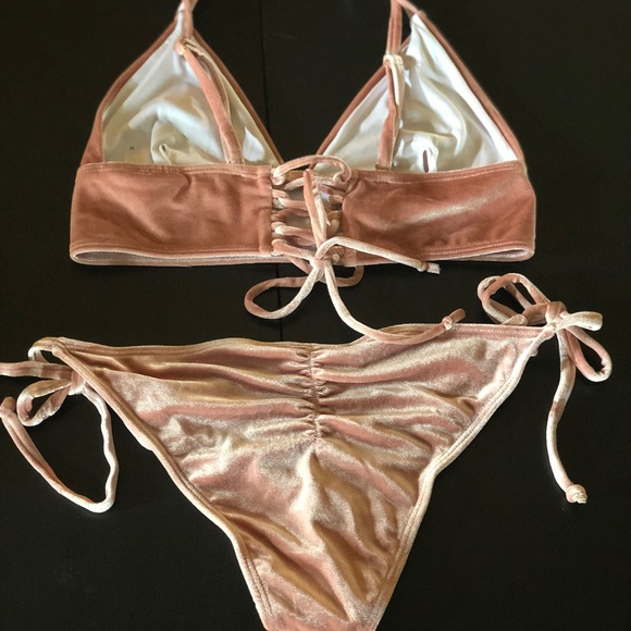 Lulus Two-Piece Velvet Rose Bikini M - Picture 2 of 4